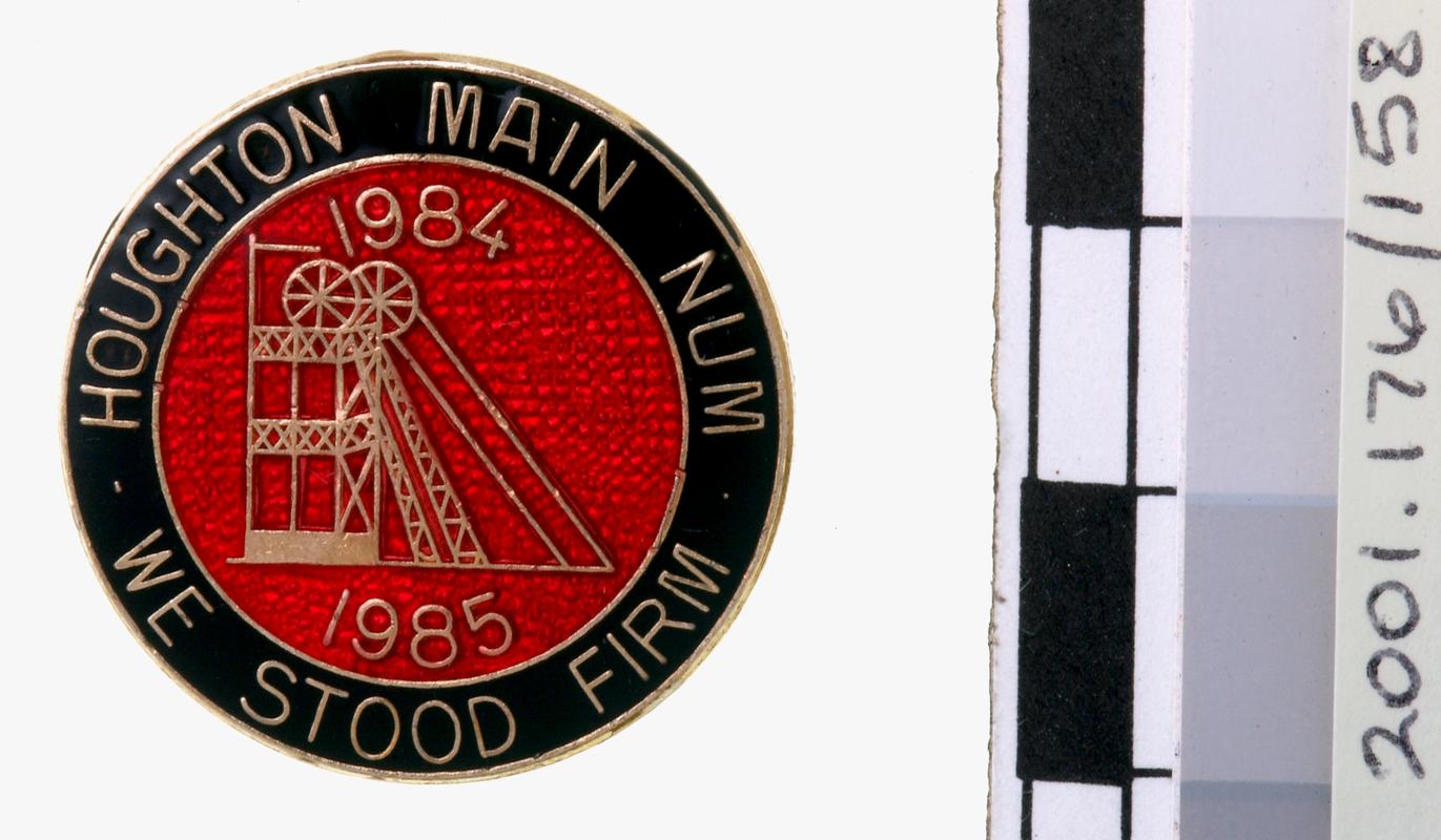 National Union of Mineworkers, badge