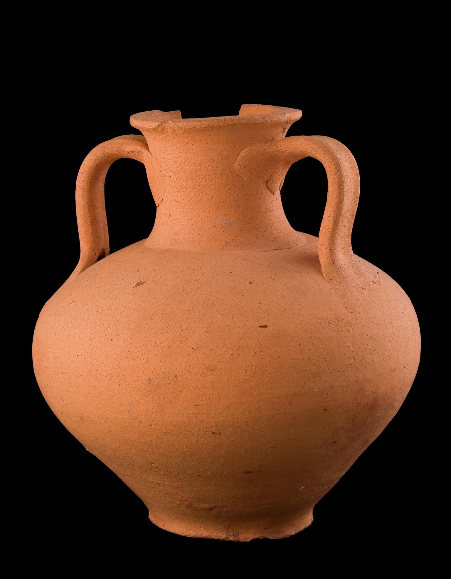 Roman pottery flagon