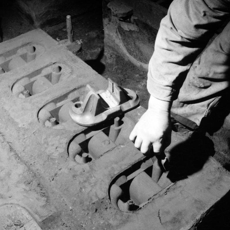 Dinorwig quarry, pattern making moulding, photograph