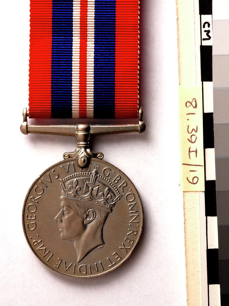 World War II Service Medal (obverse)