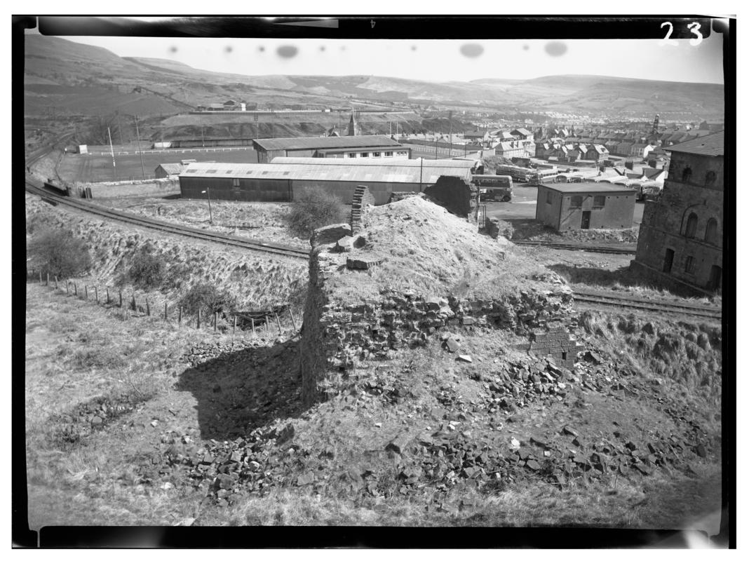 Llynfi Ironworks, negative