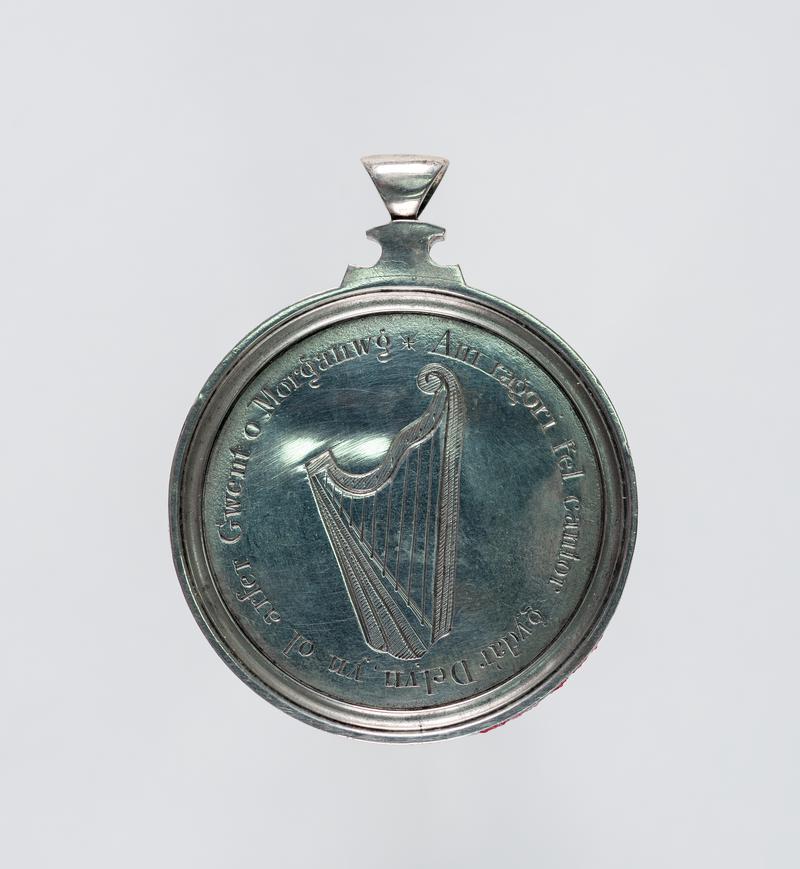Medal, Cymreigyddion