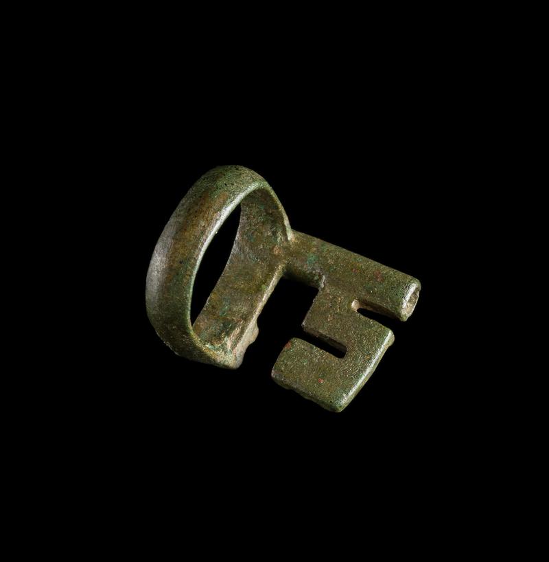 Roman copper alloy ring key
