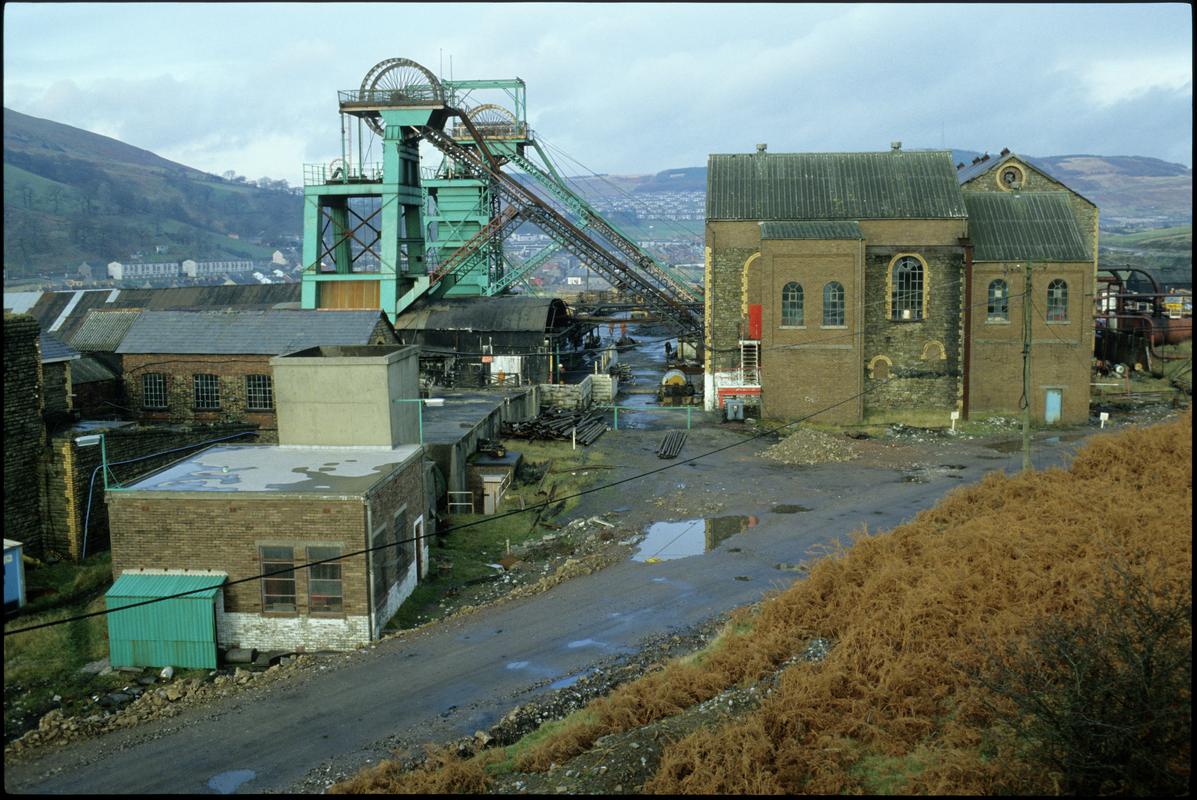 Colour film slide showing a general view of Coegnant Colliery, 25 November 1981.
