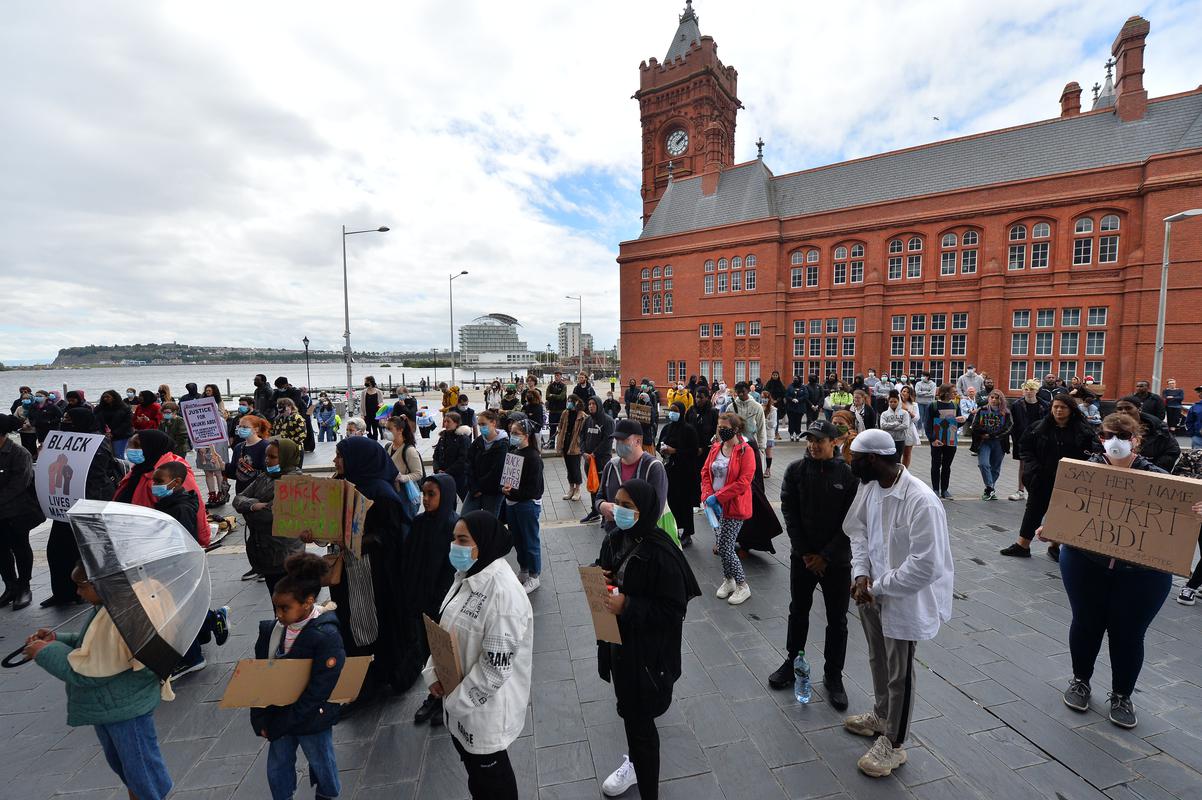 Ffotograff (digidol) | photograph (digital)