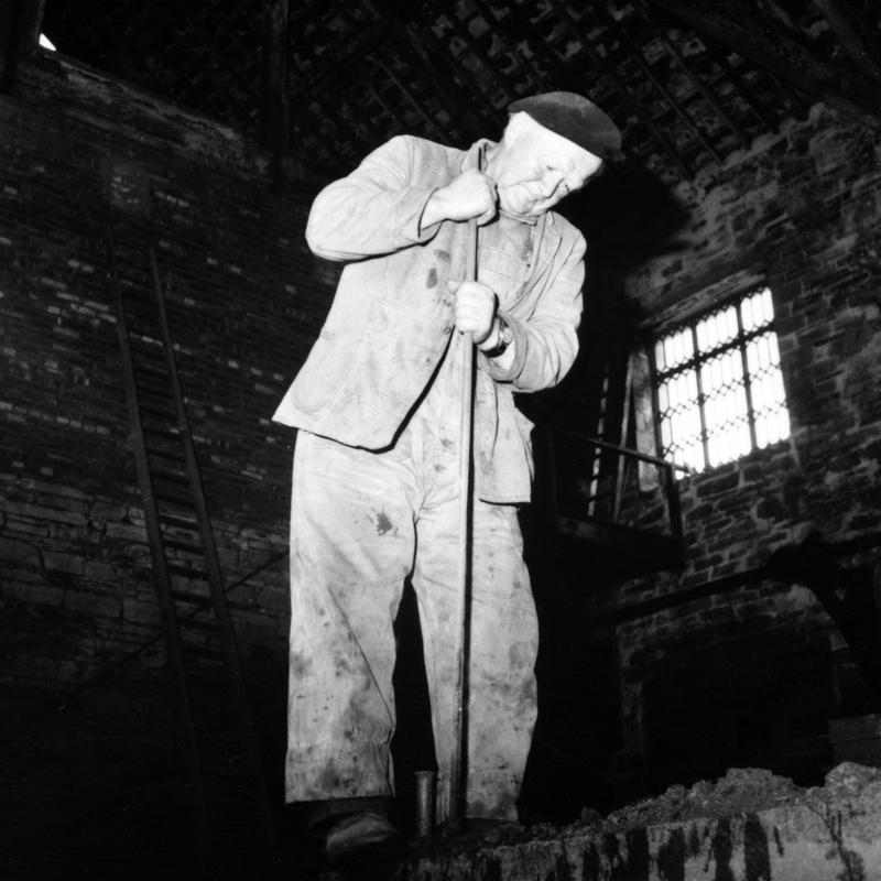 Dinorwig quarry, pattern making moulding, photograph