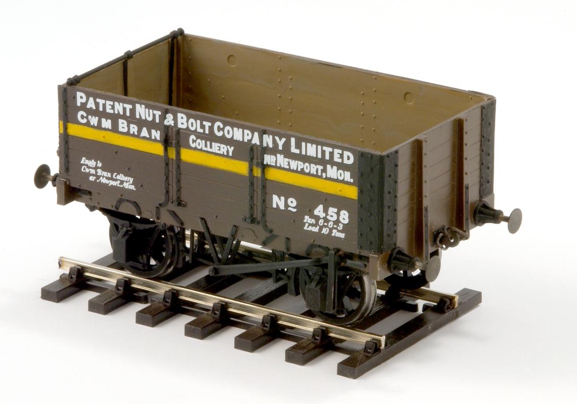 model railway wagon : "Patent Nut & Bolt Compamy"
