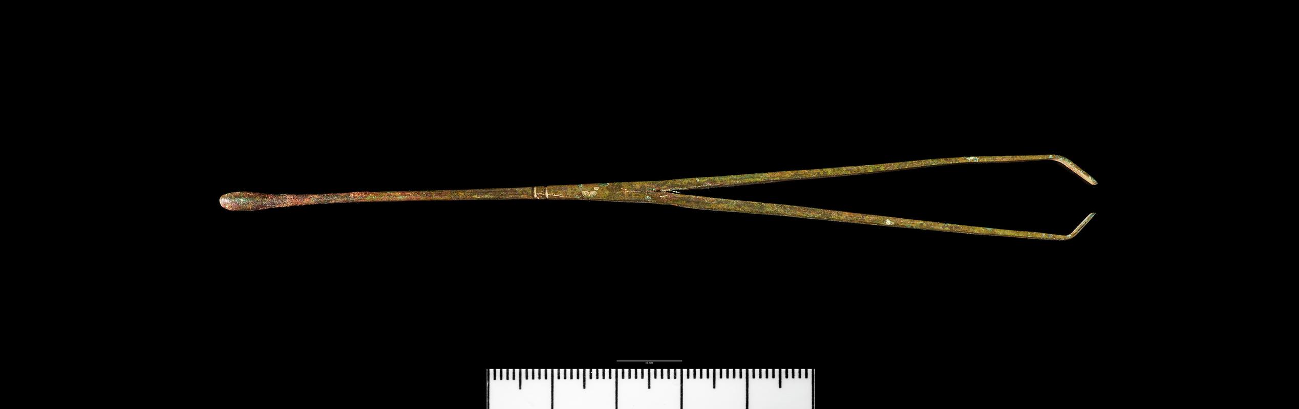 Roman copper alloy forceps