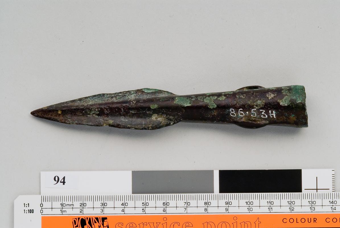 Bronze Age bronze spearhead