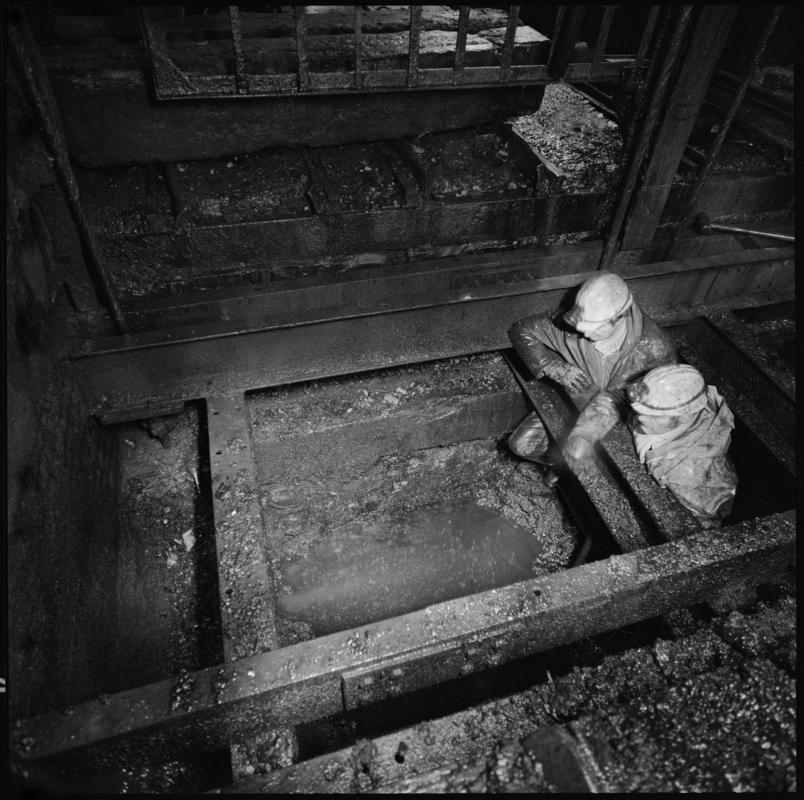 Unidentified image, Big Pit Colliery.  'Big Pit Blaenavon' is transcribed from original negative bag.  Appears to be identical to 2009.3/3070.