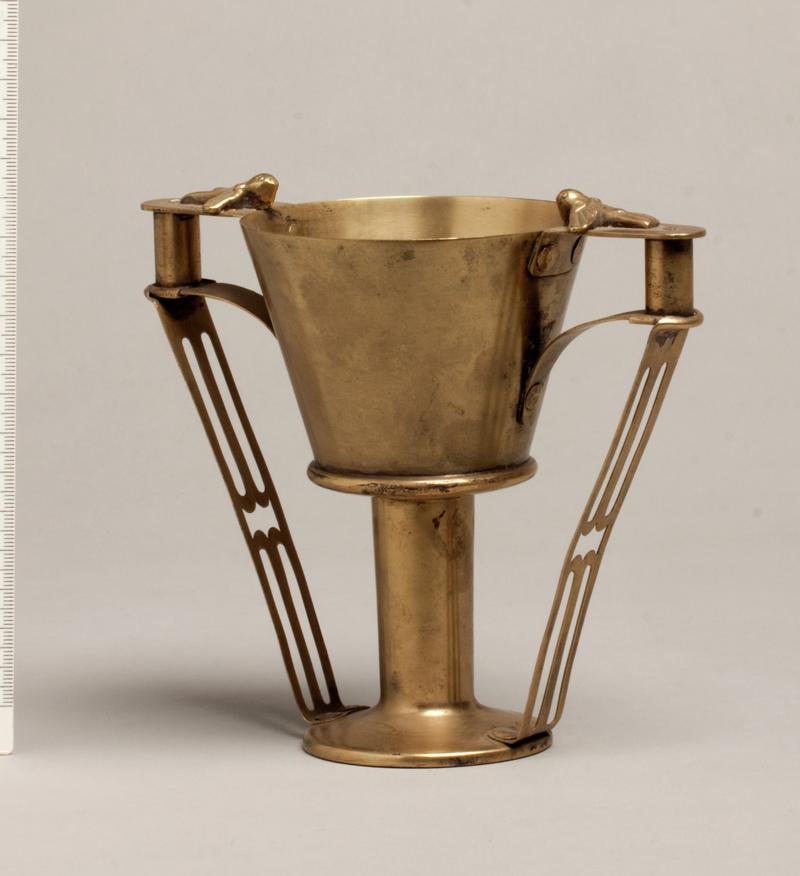 Replica Bronze Age gold cup of Nestor