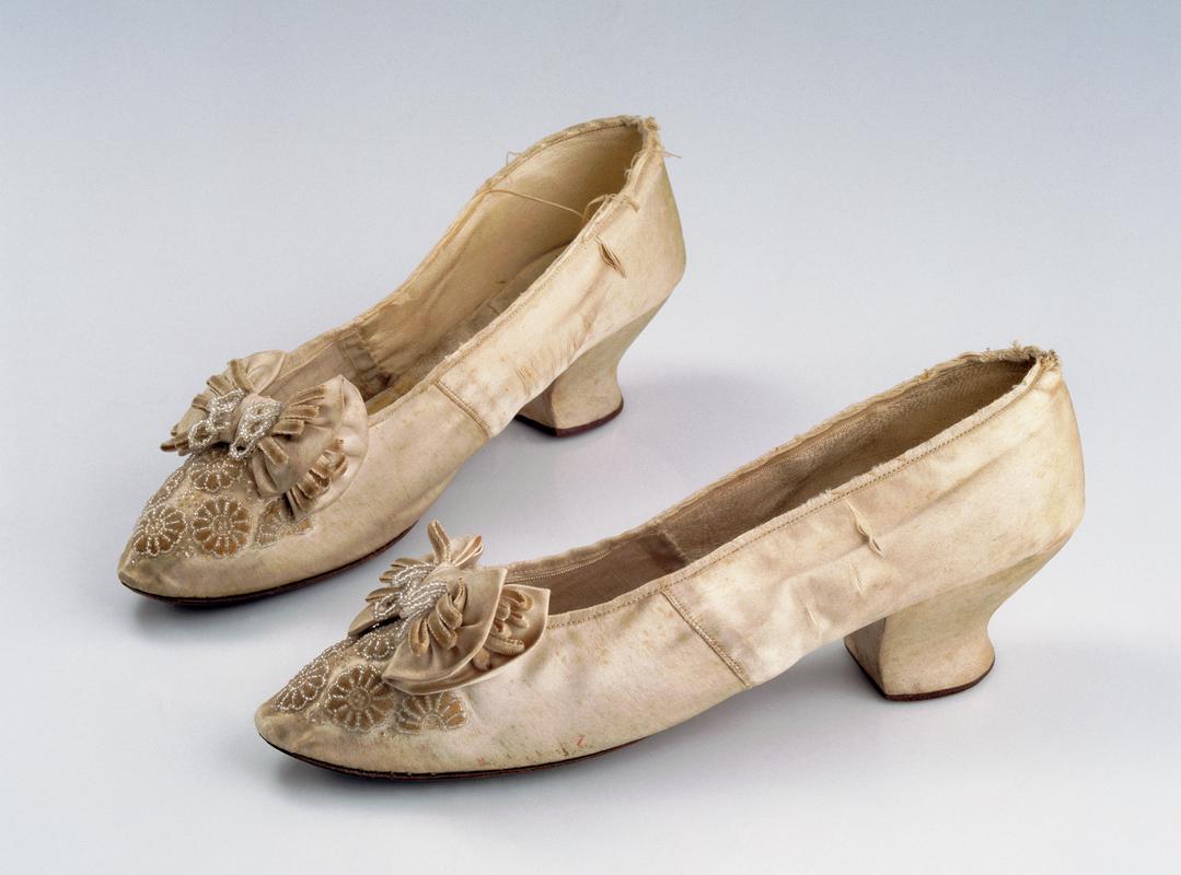19th Century women's satin shoes