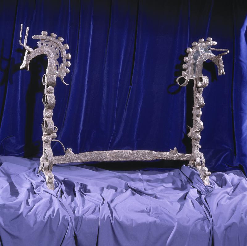 Capel Garmon fire dog