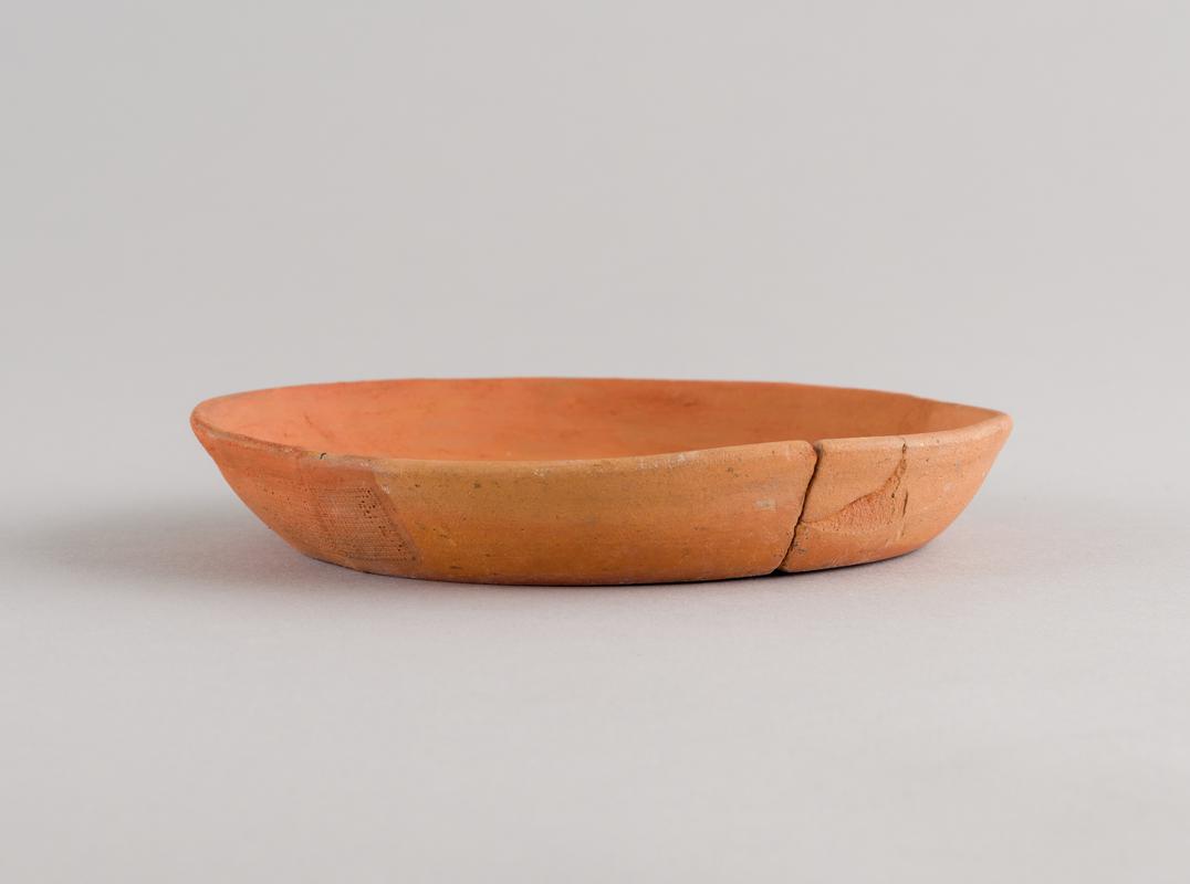 Roman pottery dish, imitating samian