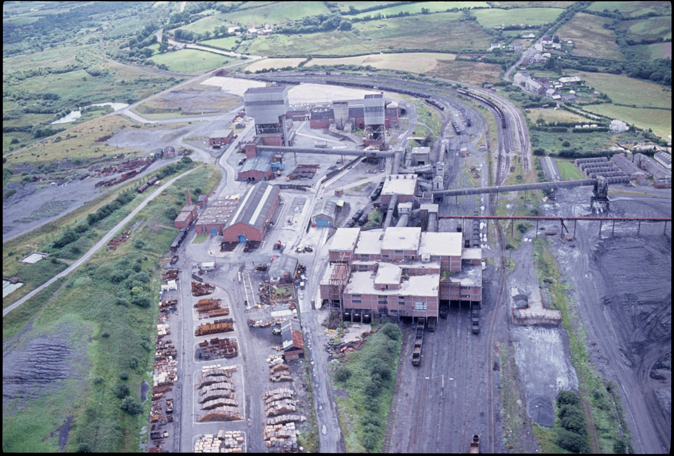 Cynheidre Colliery, slide