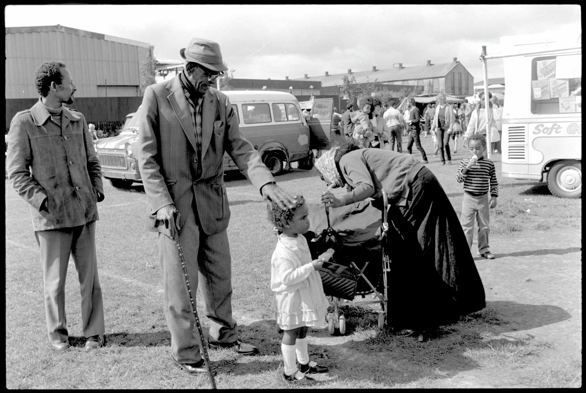 Butetown, negative