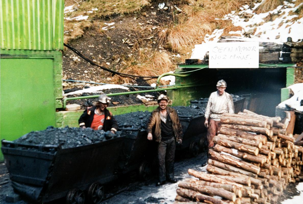 3 miners and drams at Cefn mawr No 2 Mine entrance