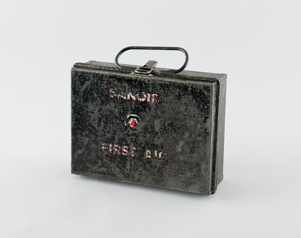First aid box issued to donor at Llanhilleth Colliery, 1936.