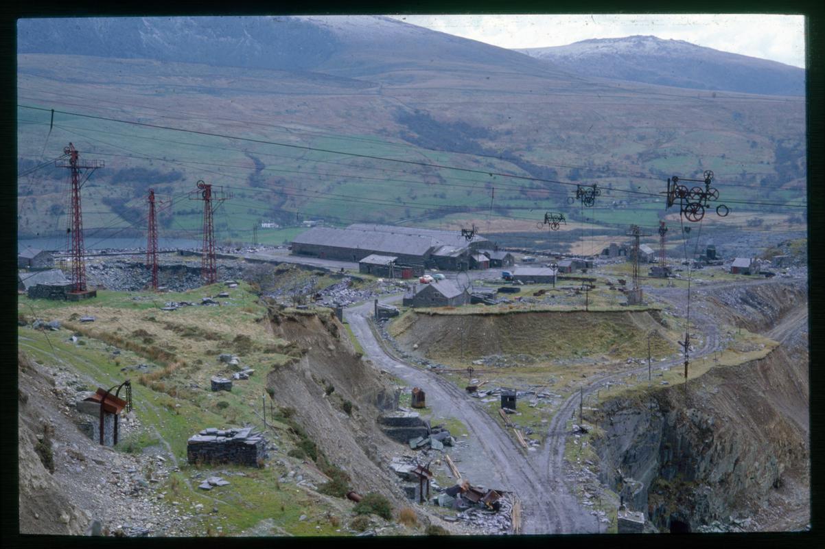Penyrorsedd Quarry, slide