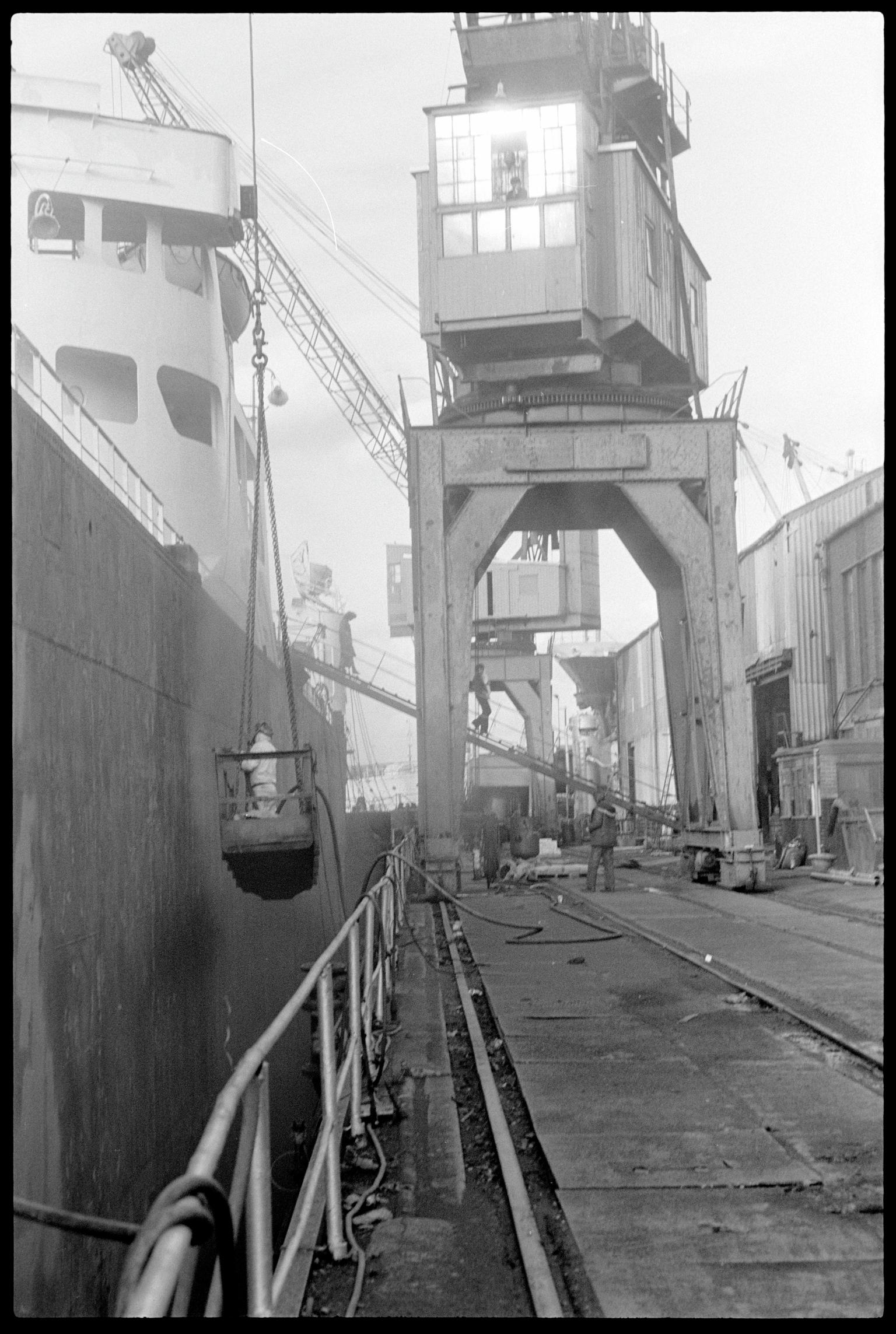 Cardiff Docks, negative