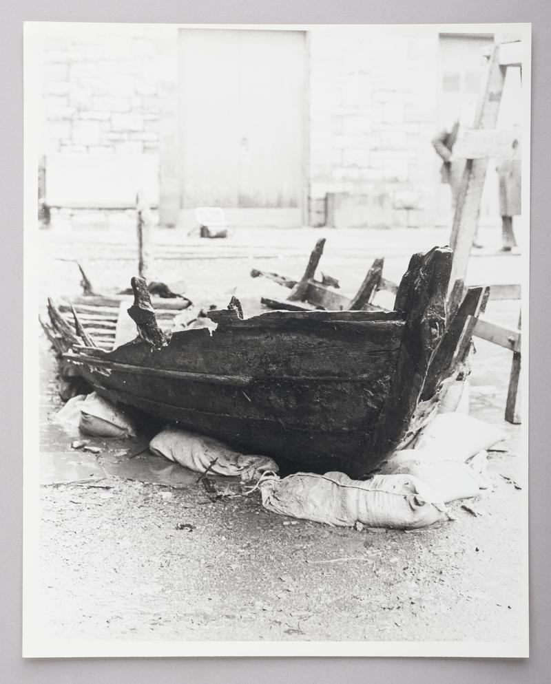 Llyn Padarn slate carrying boat, photograph