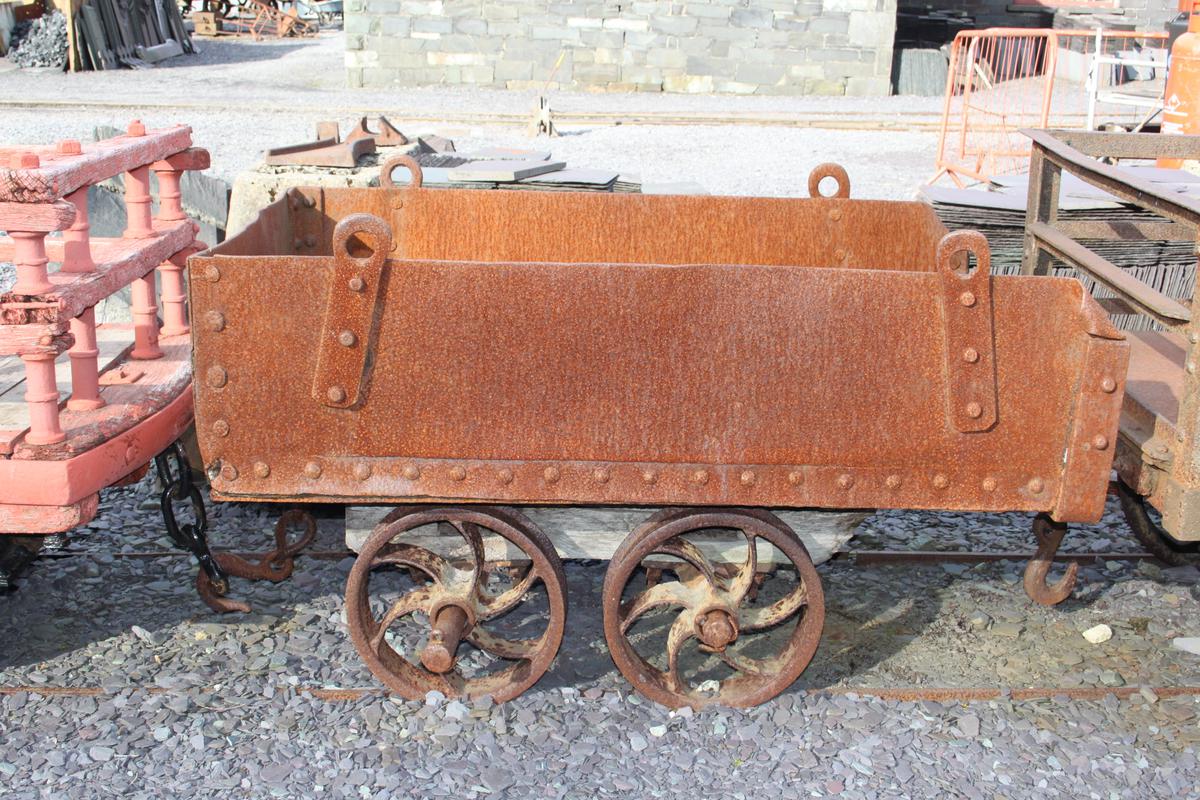 Rubble wagon