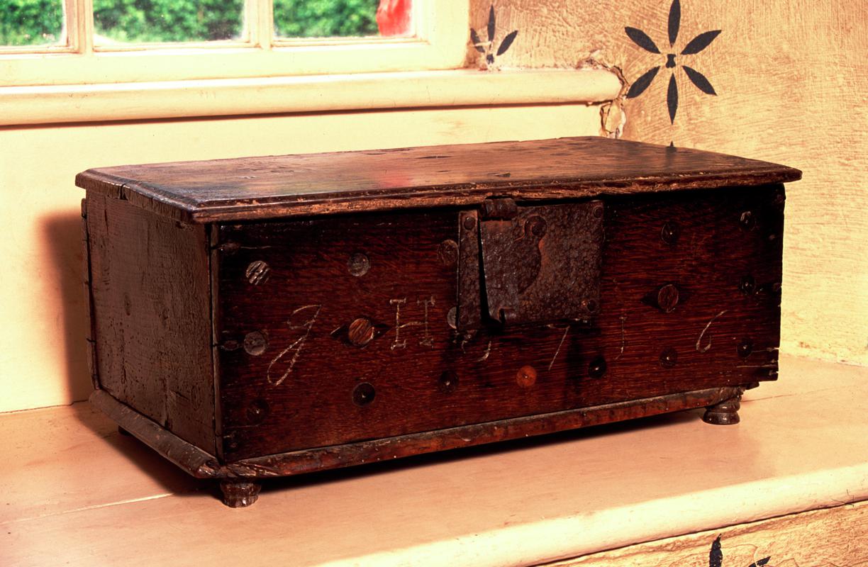 Inlaid box