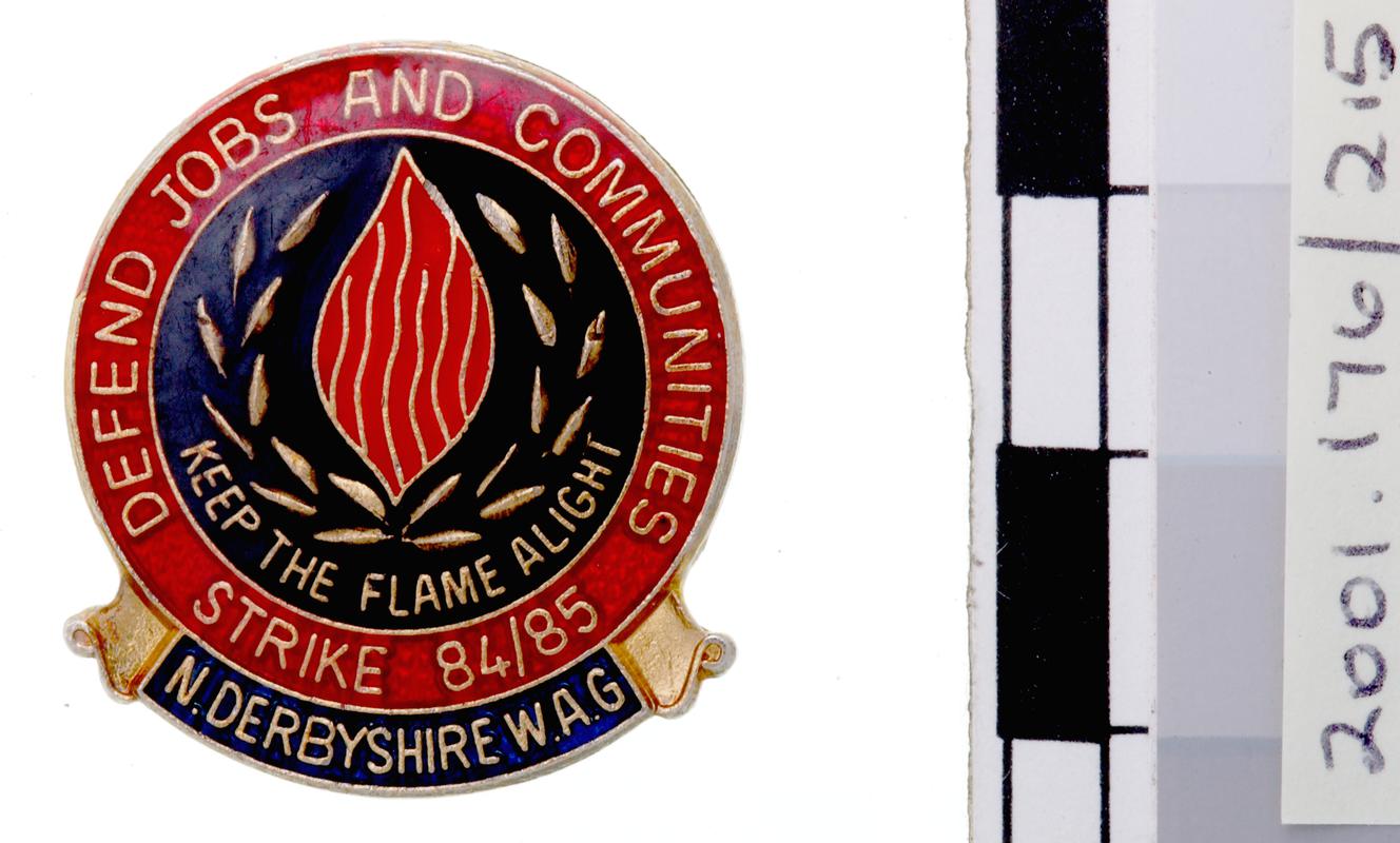 N.U.M. Derbys, badge