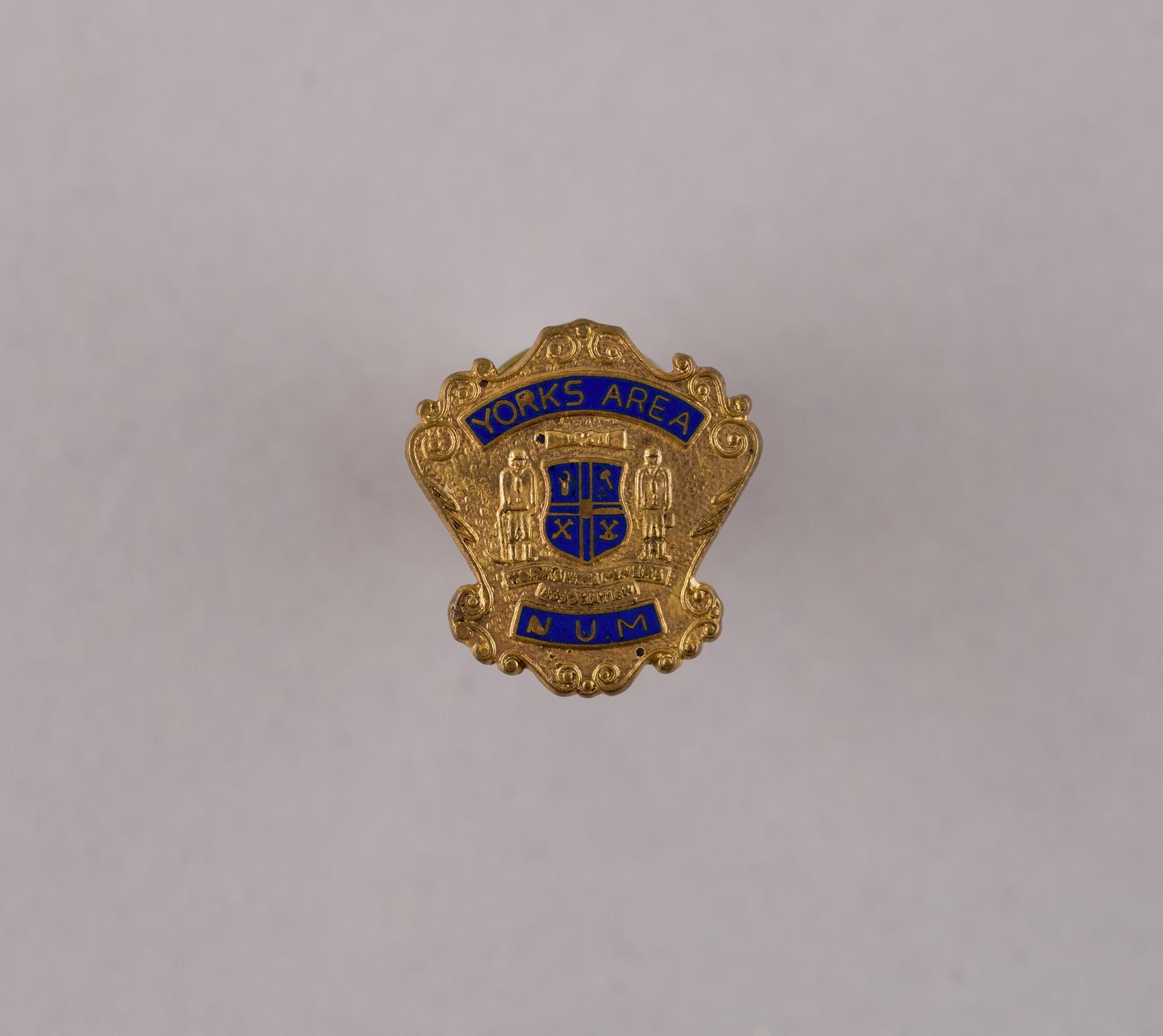 N.U.M. Yorks Area, badge