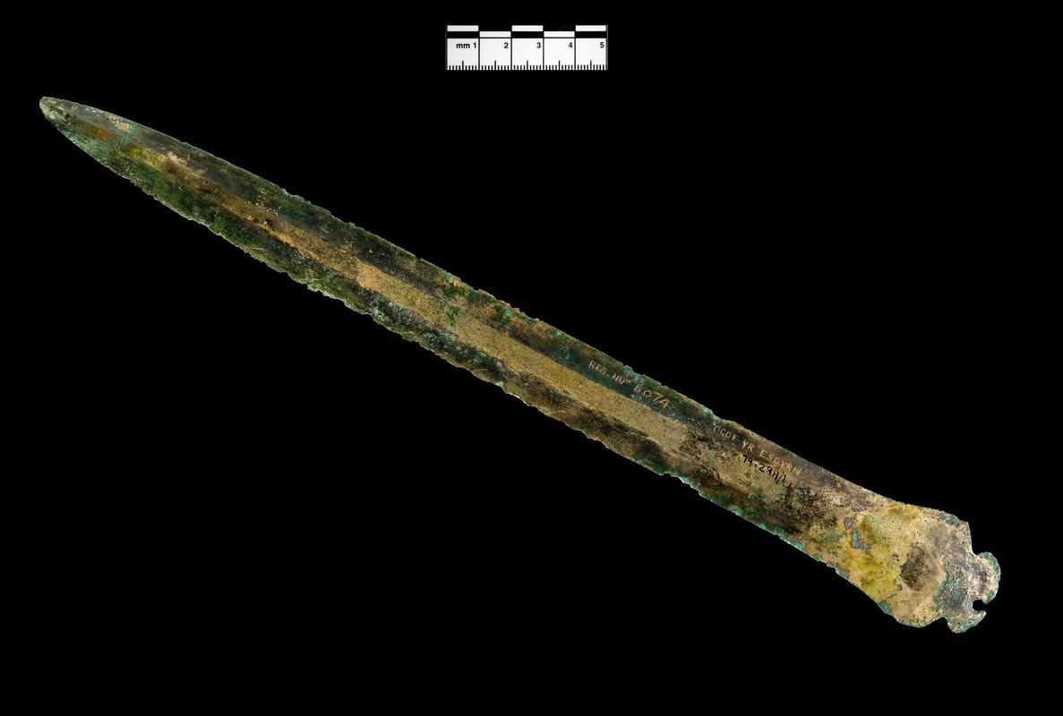 Middle Bronze Age bronze rapier