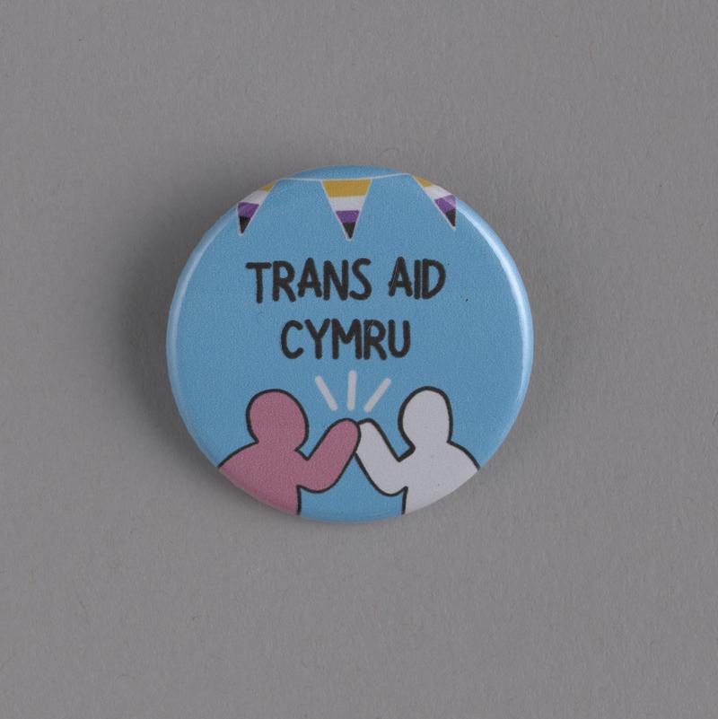 Badge 'Trans Aid Cymru'