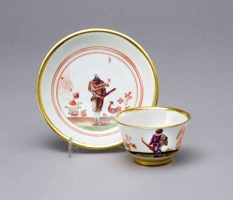 Tea bowl and saucer