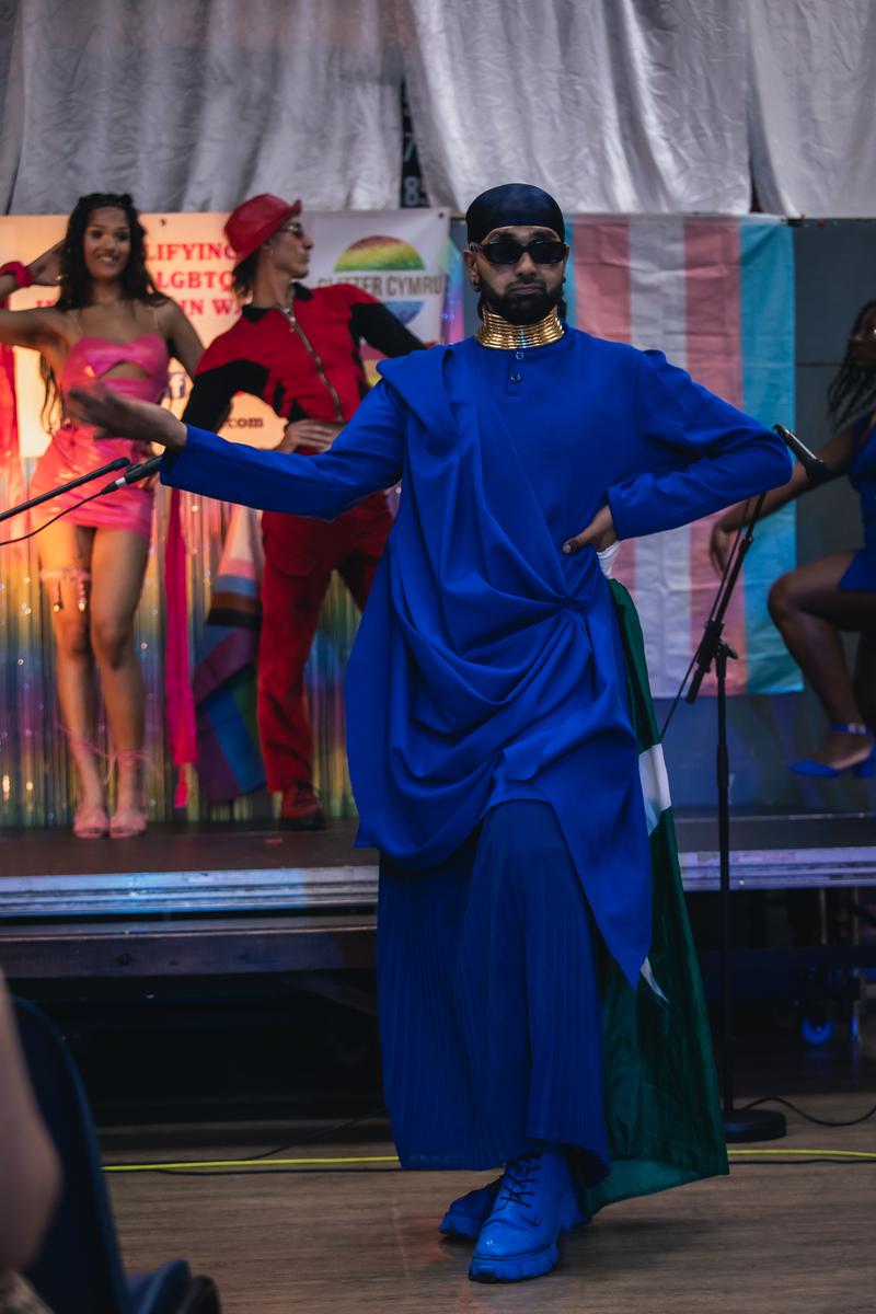 Ffotograff (digidol) | photograph (digital)