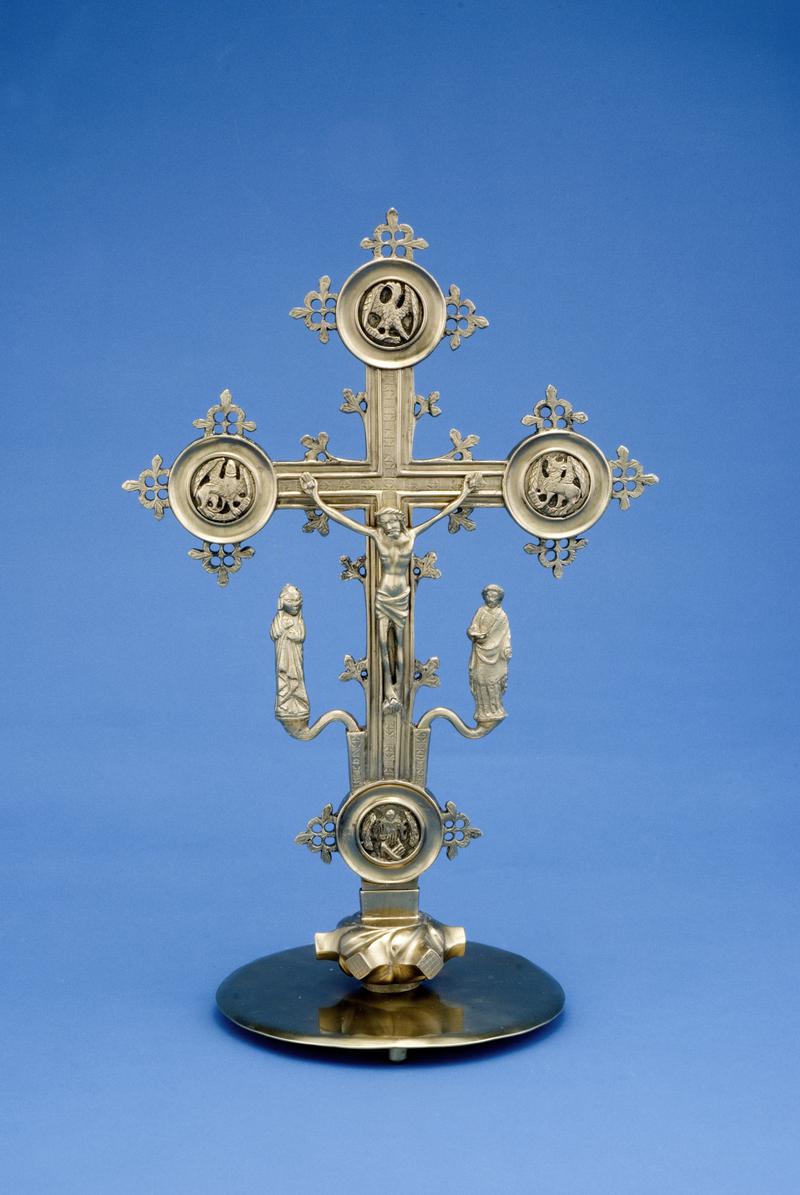 Altar cross