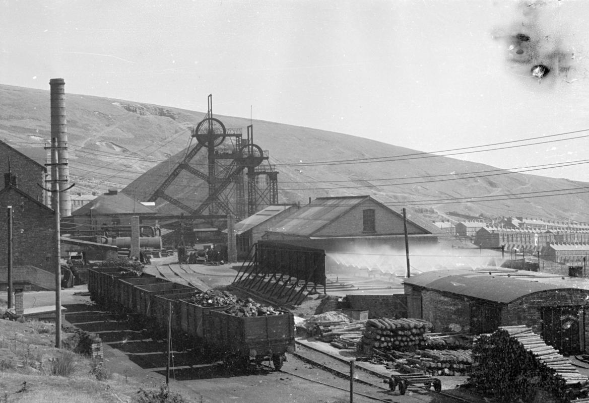 Britannic Colliery, Walker compressor