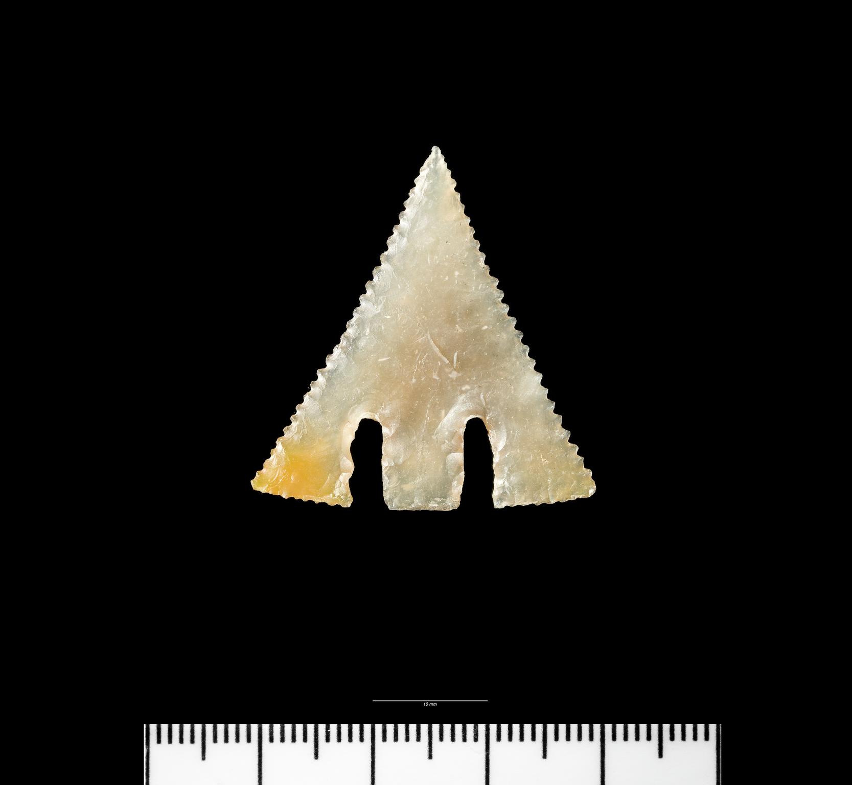 Early Bronze Age flint barbed and tanged arrowhead