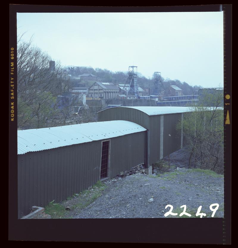 Oakdale Colliery, negative