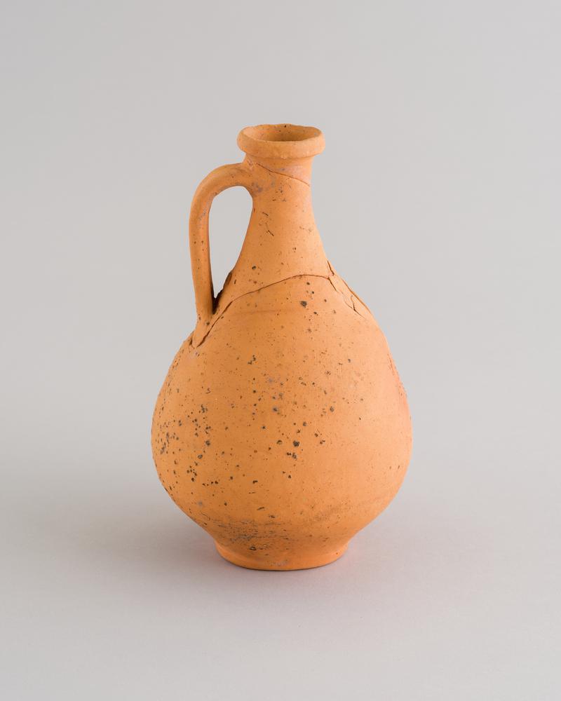 Roman pottery flagon