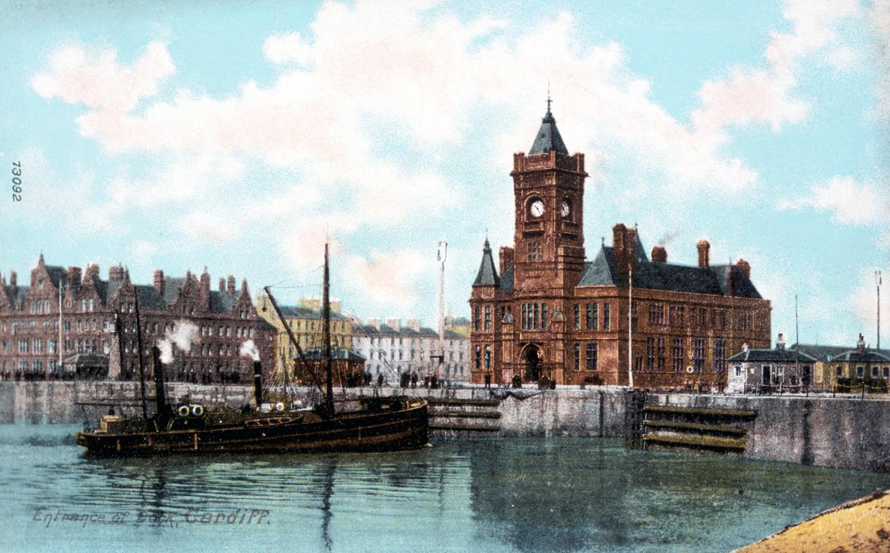 Postcard : "Entrance of Dock, Cardiff"