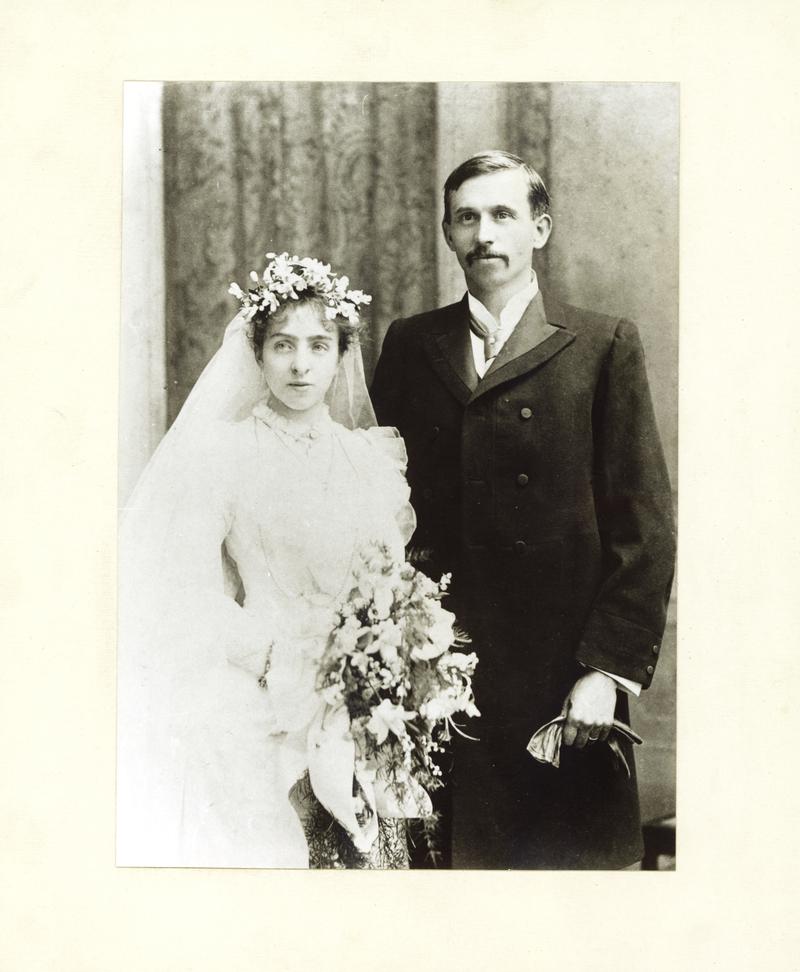 Wedding photograph of Miss Jane Thomas. St Pancra, London