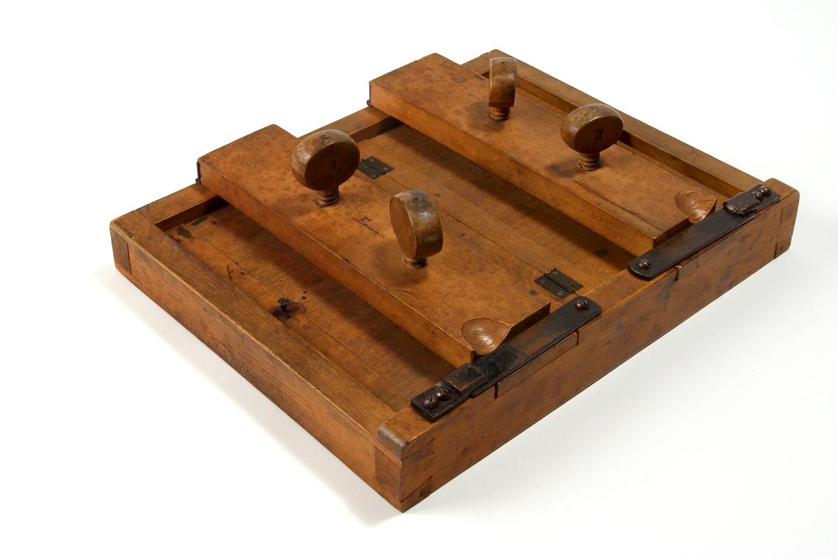 Photographic printing frame