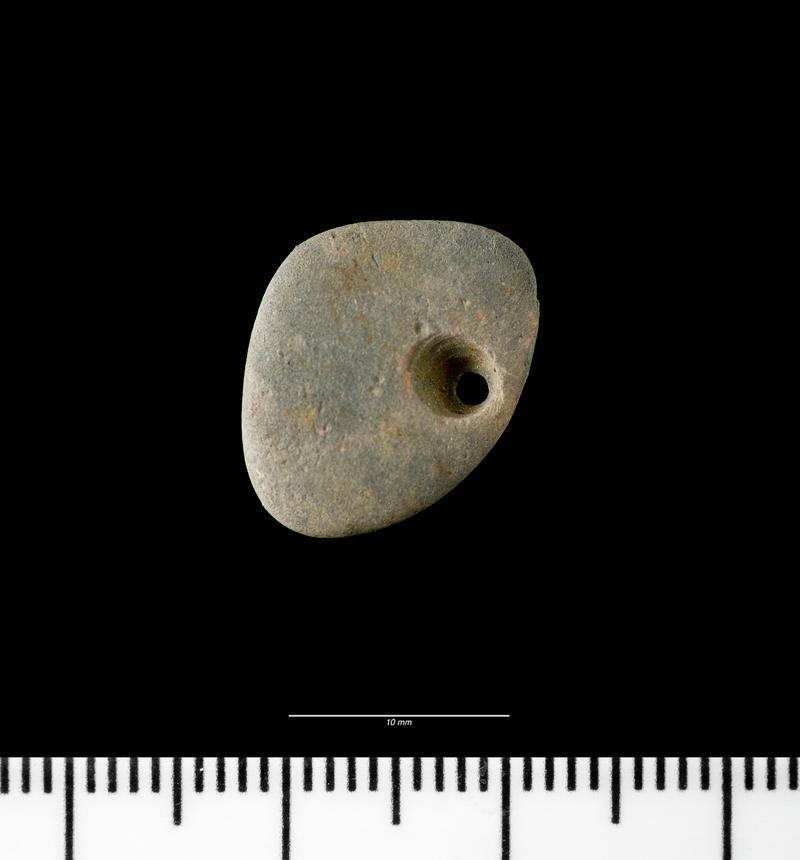 Early Mesolithic shale bead