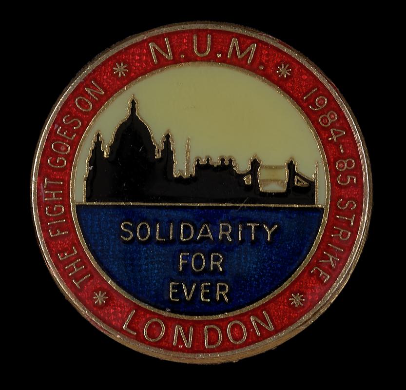 Badge with London skyline