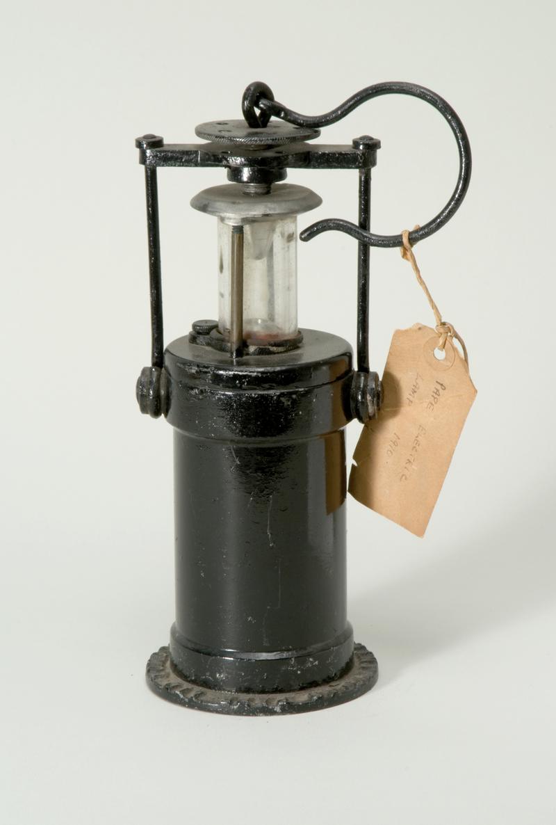 electric hand miners' lamp, R.D.Pape Ltd.