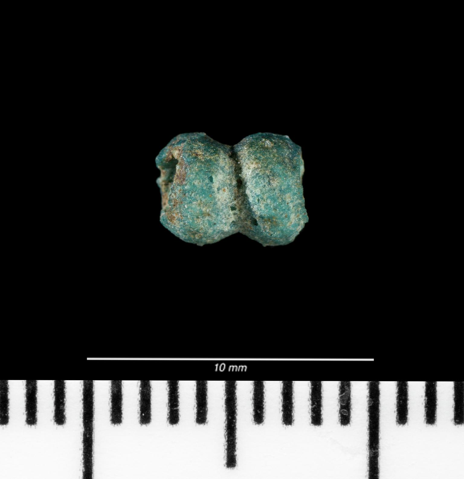 Early Bronze Age faience bead