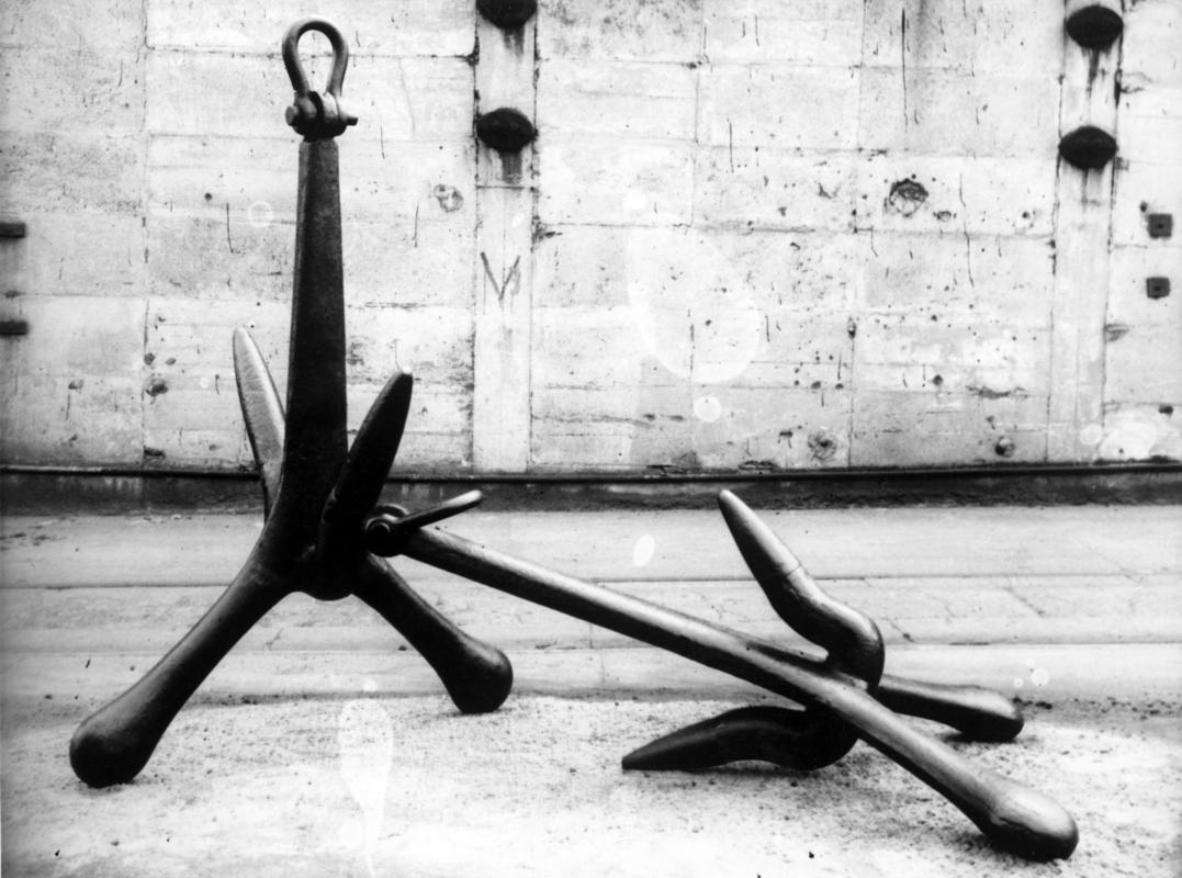 Brown Lenox & Co. Ltd., photograph