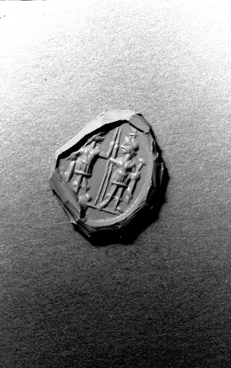 Roman intaglio (Dioscuri)