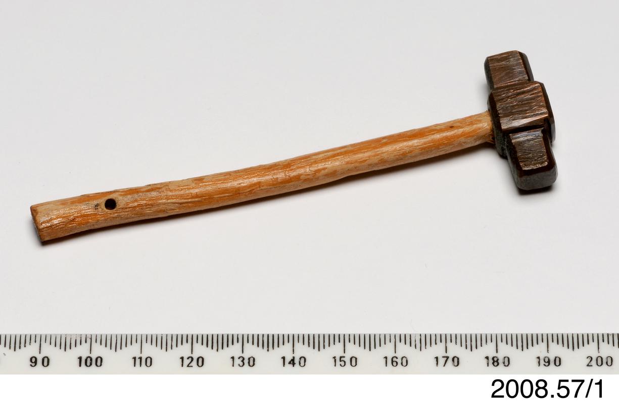 model of sledge hammer