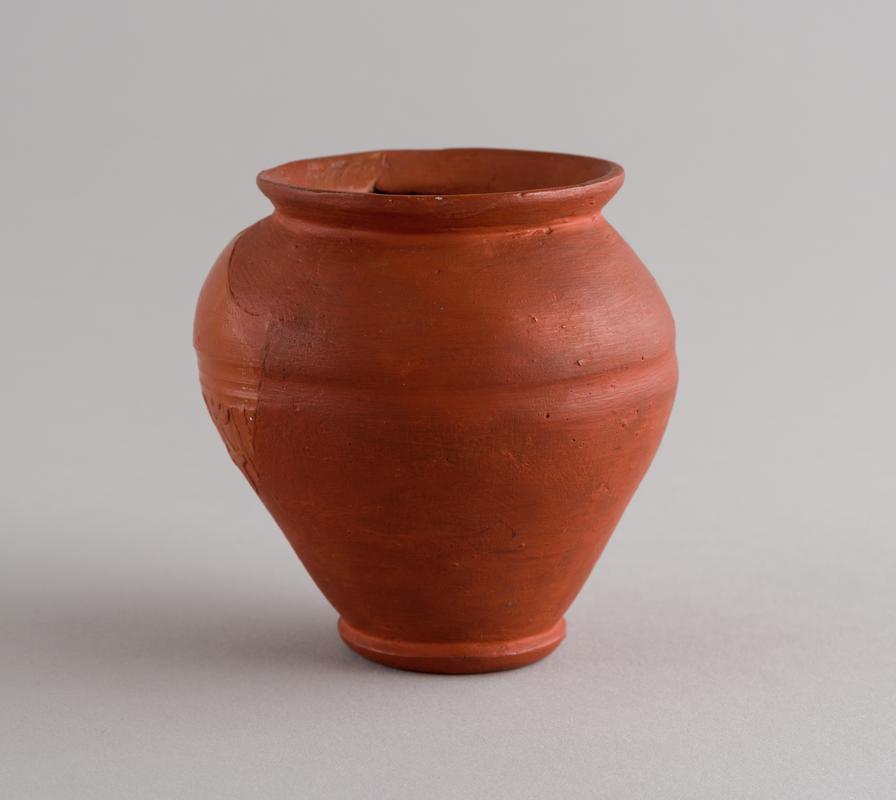 Roman samian beaker, decorated
