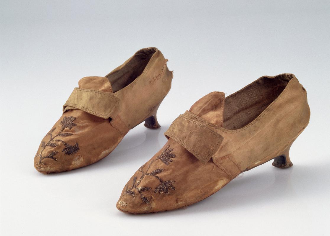 Late 18th century women's brown satin shoe